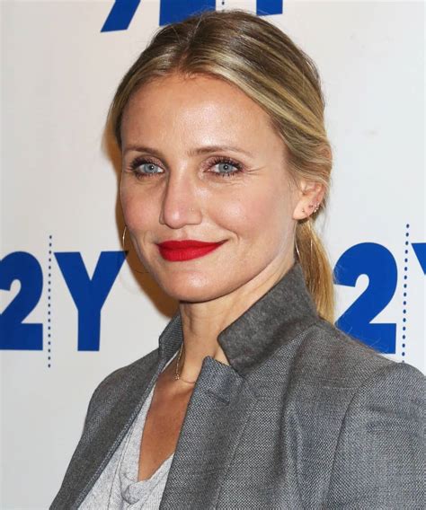 Celebrities Who Don't Shave Pubic Hair .